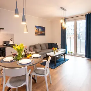 Maya's Flats & 51 - Aura 40 Гданьск